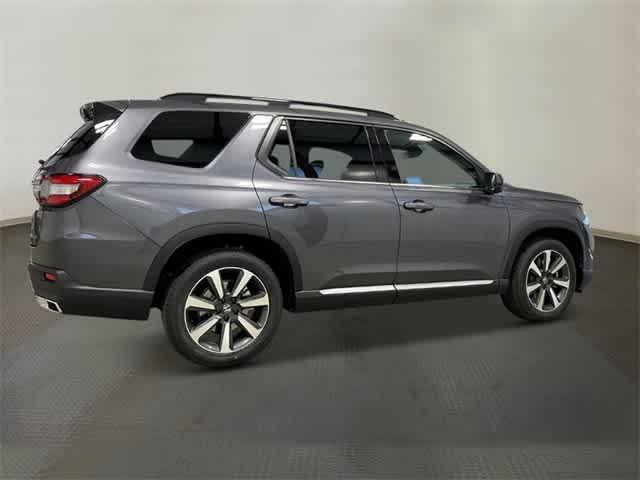 new 2025 Honda Pilot car, priced at $54,530