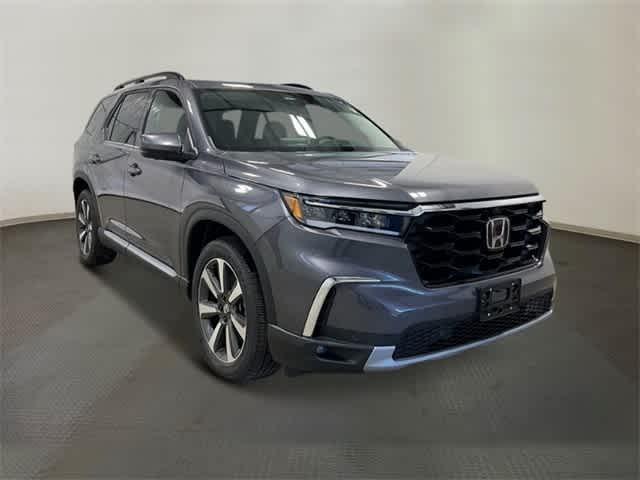new 2025 Honda Pilot car, priced at $54,530