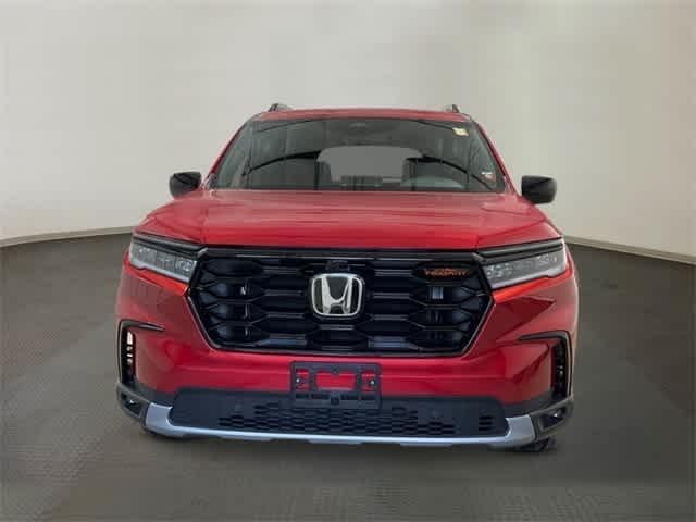 new 2025 Honda Pilot car, priced at $51,250