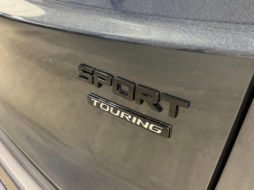 new 2026 Honda CR-V Hybrid car, priced at $43,700