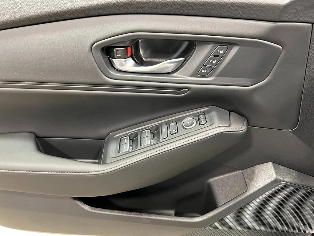 new 2025 Honda Accord car, priced at $36,980