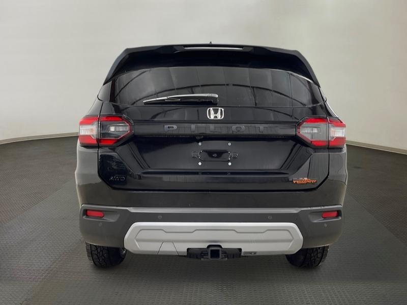 new 2025 Honda Pilot car, priced at $50,850