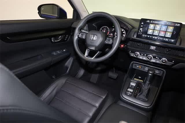 used 2023 Honda CR-V car, priced at $30,999