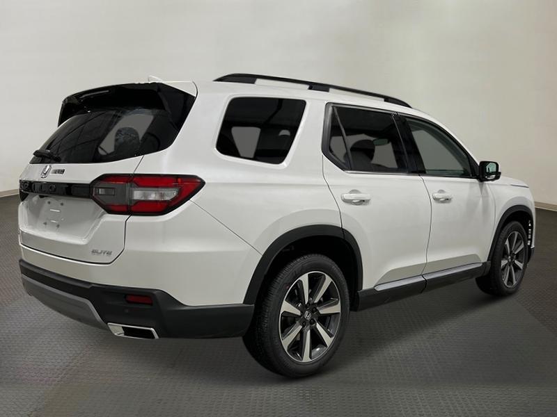 new 2025 Honda Pilot car, priced at $54,985