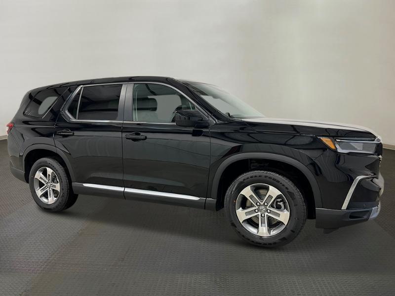 new 2025 Honda Pilot car, priced at $47,050