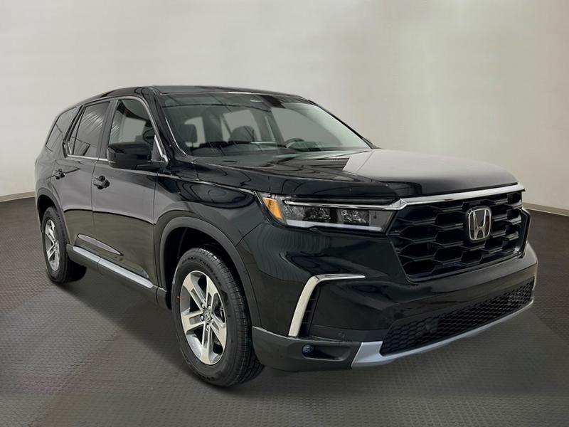 new 2025 Honda Pilot car, priced at $47,050