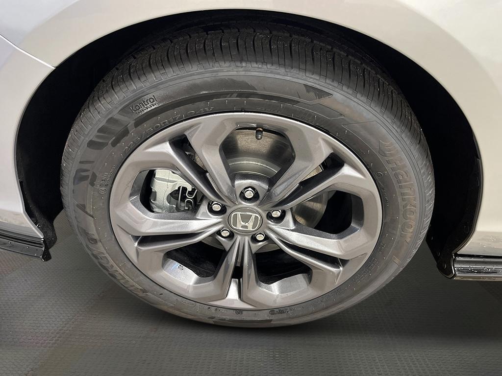 new 2025 Honda Accord car, priced at $36,545