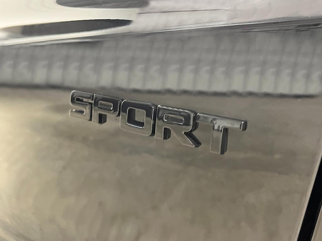 new 2026 Honda CR-V Hybrid car, priced at $38,580