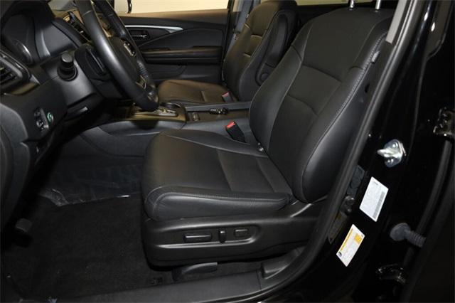 used 2022 Honda Pilot car, priced at $32,092