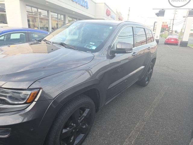 used 2015 Jeep Grand Cherokee car, priced at $13,395