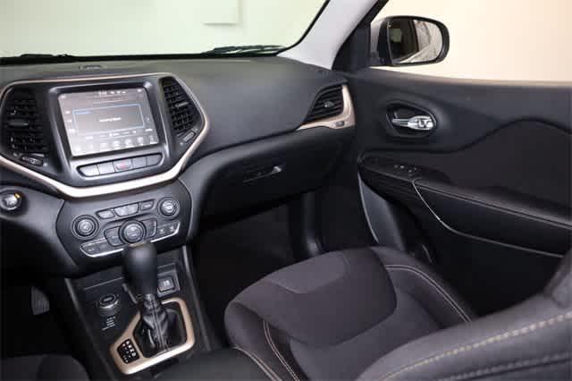 used 2015 Jeep Cherokee car, priced at $8,523