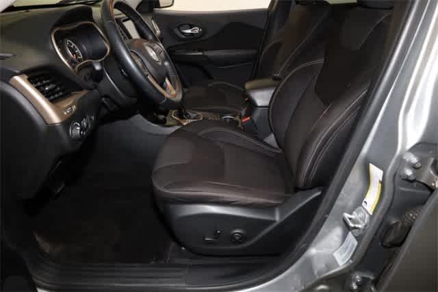 used 2015 Jeep Cherokee car, priced at $8,523