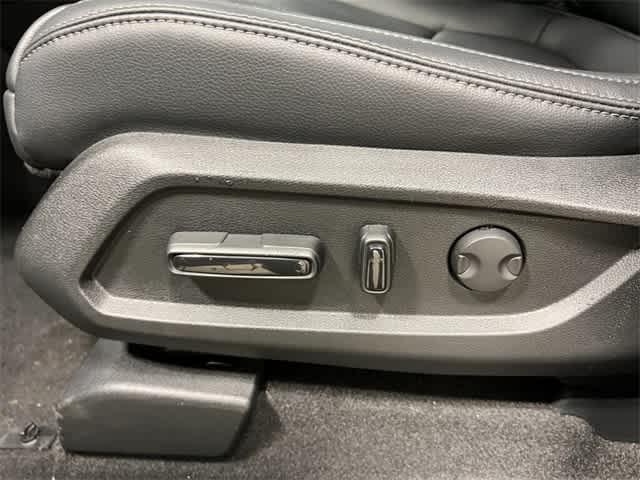 new 2025 Honda Pilot car, priced at $51,550