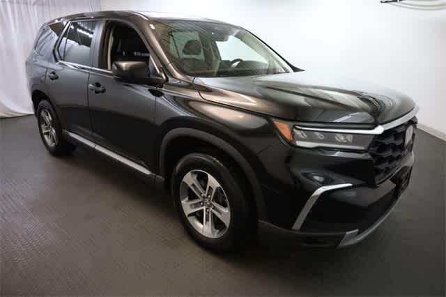 used 2023 Honda Pilot car, priced at $38,310