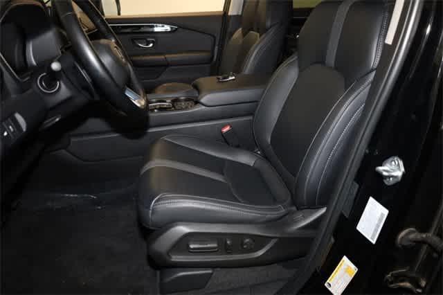 used 2023 Honda Pilot car, priced at $38,310