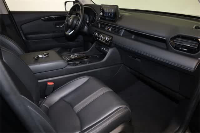 used 2023 Honda Pilot car, priced at $38,310