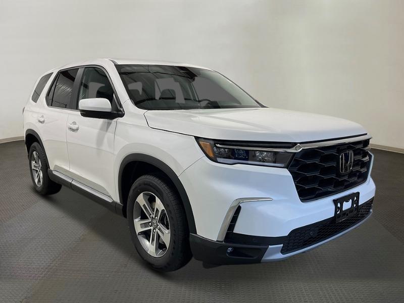 new 2025 Honda Pilot car, priced at $47,505