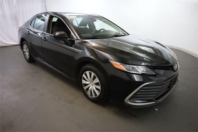 used 2022 Toyota Camry Hybrid car, priced at $22,256