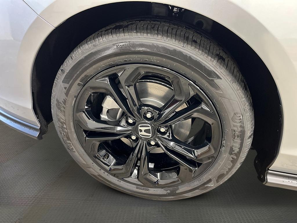 new 2025 Honda Accord car, priced at $32,165