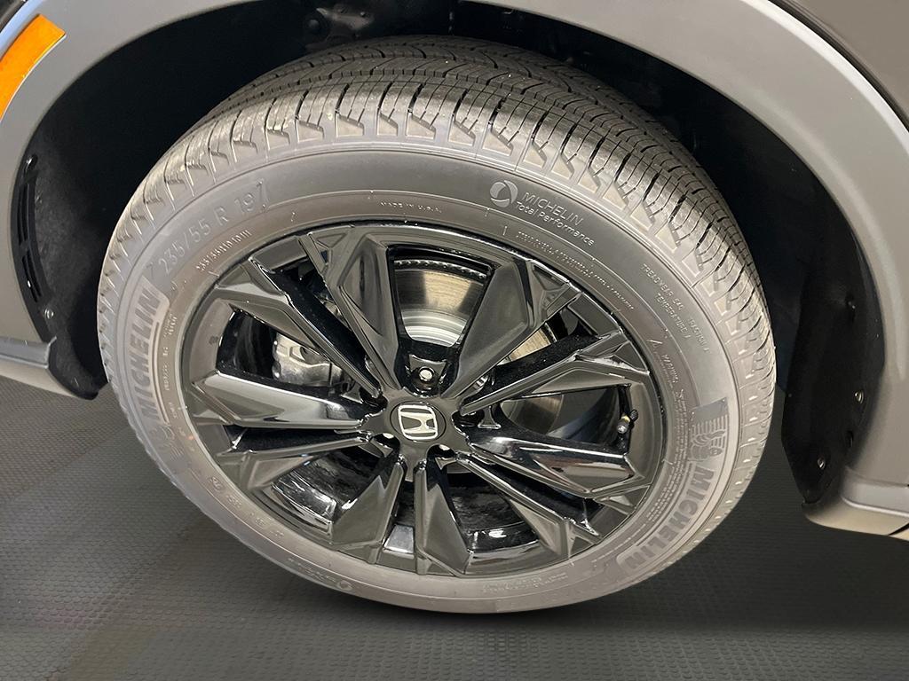 new 2026 Honda CR-V car, priced at $43,645