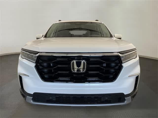 new 2025 Honda Pilot car, priced at $53,450