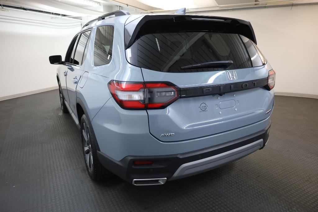 used 2023 Honda Pilot car, priced at $40,895