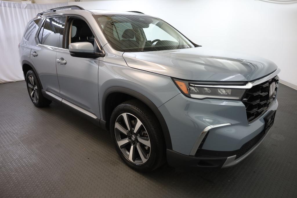used 2023 Honda Pilot car, priced at $40,895