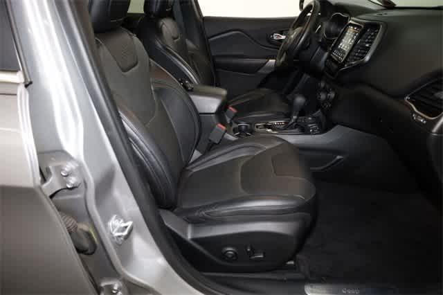 used 2019 Jeep Cherokee car, priced at $14,908