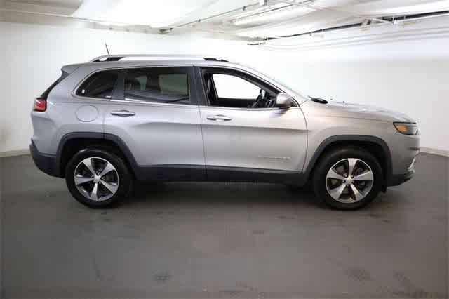 used 2019 Jeep Cherokee car, priced at $14,908