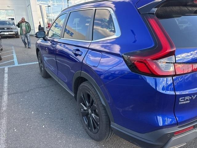 used 2023 Honda CR-V Hybrid car, priced at $34,437
