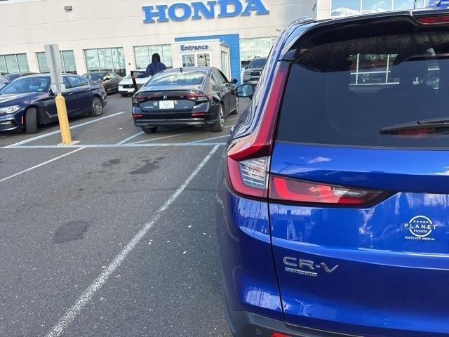 used 2023 Honda CR-V Hybrid car, priced at $34,437