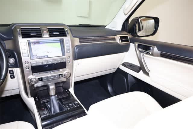 used 2020 Lexus GX 460 car, priced at $33,200