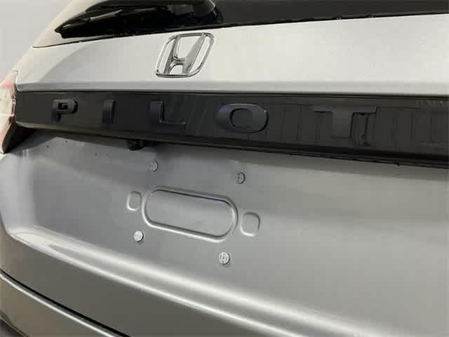 new 2025 Honda Pilot car, priced at $50,850