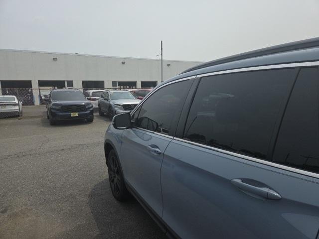 used 2022 Honda Pilot car, priced at $29,262
