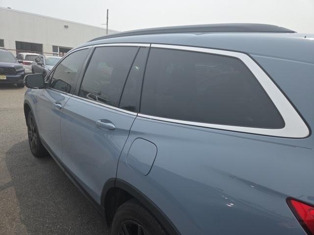 used 2022 Honda Pilot car, priced at $29,262