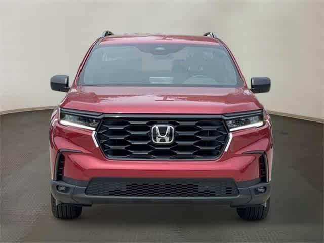 new 2025 Honda Pilot car, priced at $43,850