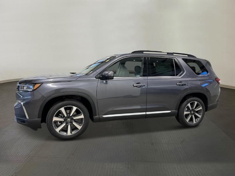 new 2025 Honda Pilot car, priced at $54,530