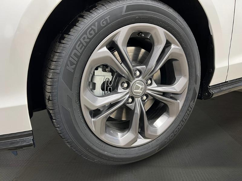 new 2025 Honda Accord car, priced at $36,545