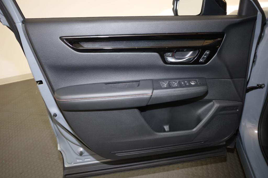 used 2023 Honda CR-V Hybrid car, priced at $35,679