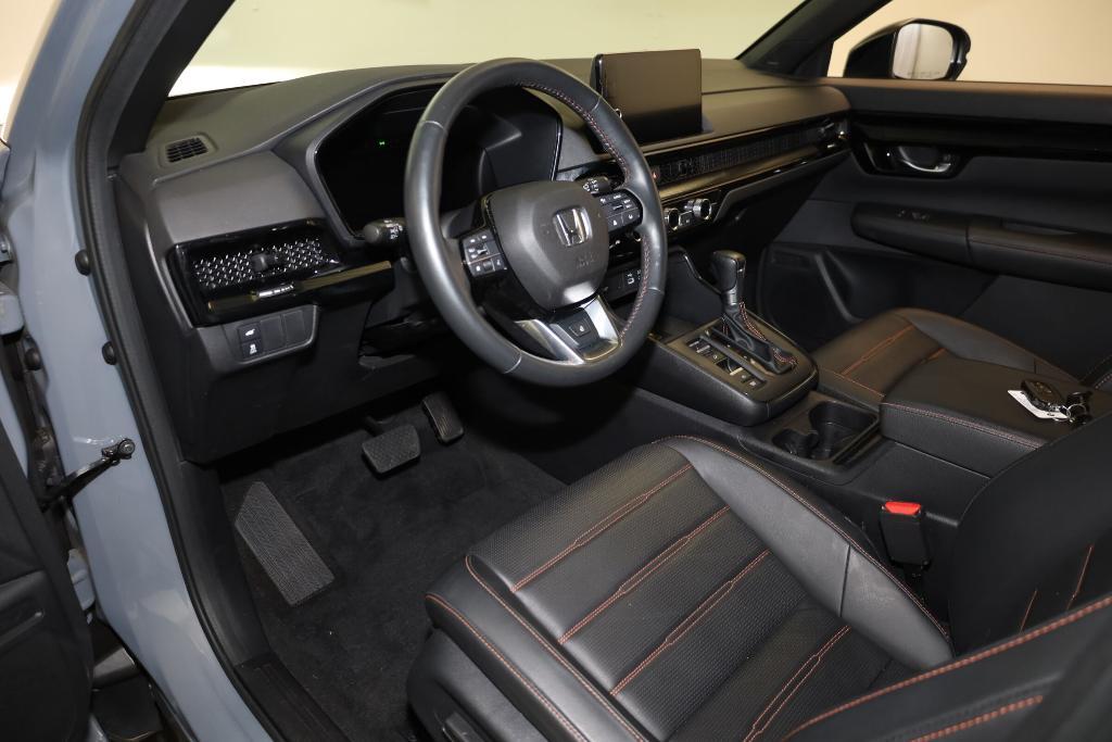 used 2023 Honda CR-V Hybrid car, priced at $35,679