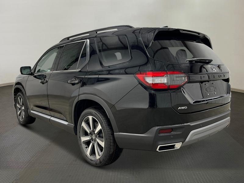 new 2025 Honda Pilot car, priced at $51,050