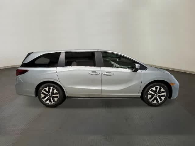 new 2026 Honda Odyssey car, priced at $44,290