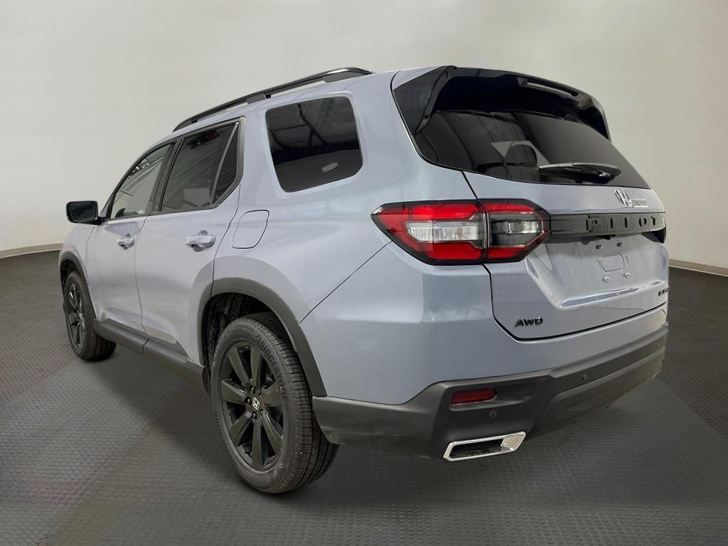 new 2025 Honda Pilot car, priced at $56,485