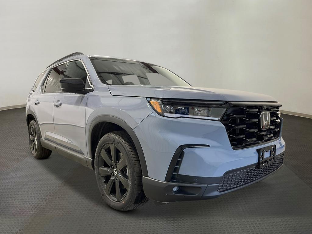 new 2025 Honda Pilot car, priced at $56,485