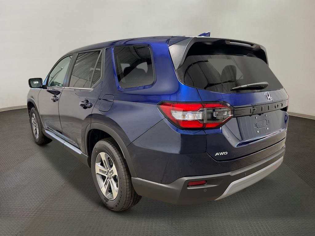 new 2025 Honda Pilot car, priced at $47,050
