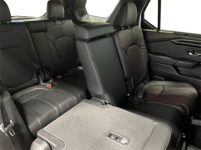 new 2025 Honda Pilot car, priced at $56,030