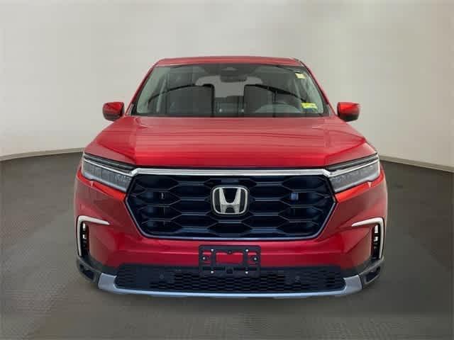 new 2025 Honda Pilot car, priced at $47,450