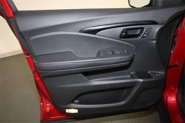 used 2022 Honda Passport car, priced at $32,545