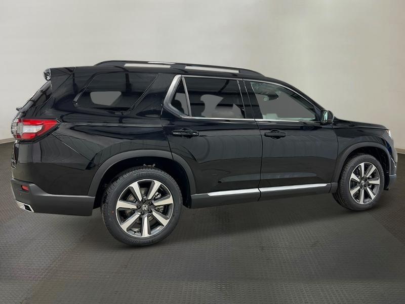 new 2025 Honda Pilot car, priced at $54,475