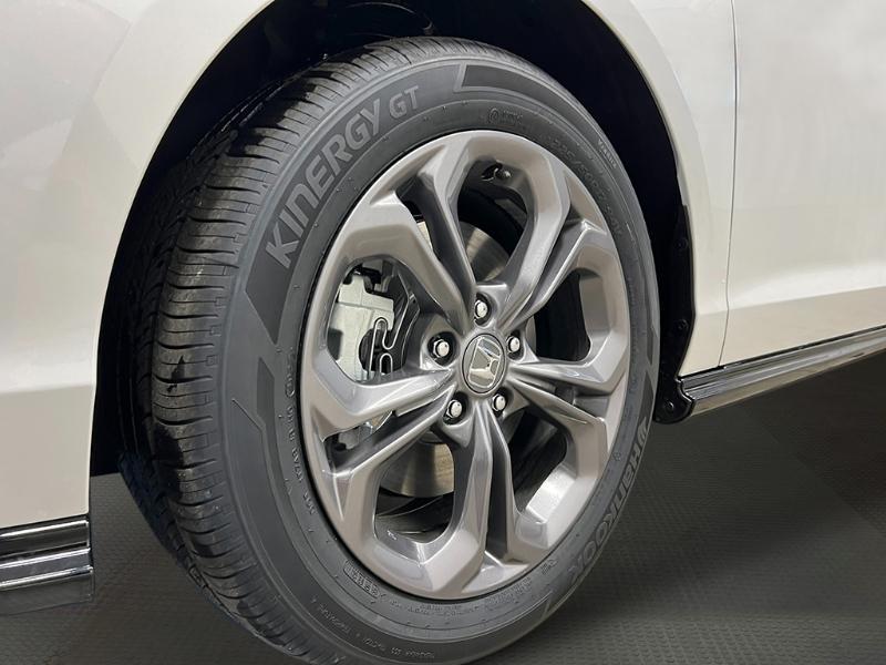 new 2025 Honda Accord car, priced at $36,545
